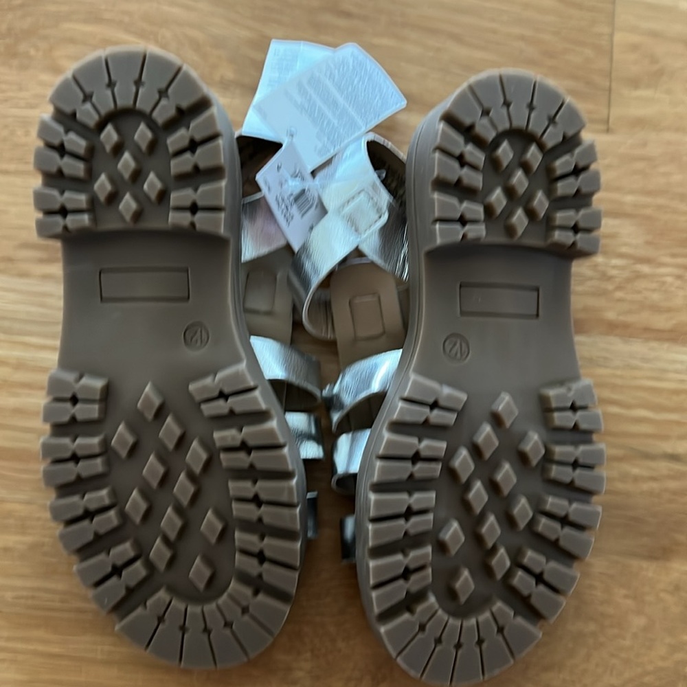 NWT Gap Kids Fisherman Sandals - Picture 4 of 4